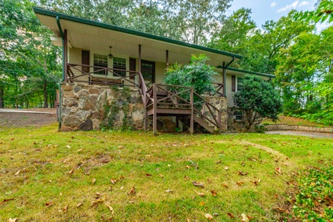 Homes For Sale - 8983 Hale Road<br/> Hixson, TN 37343