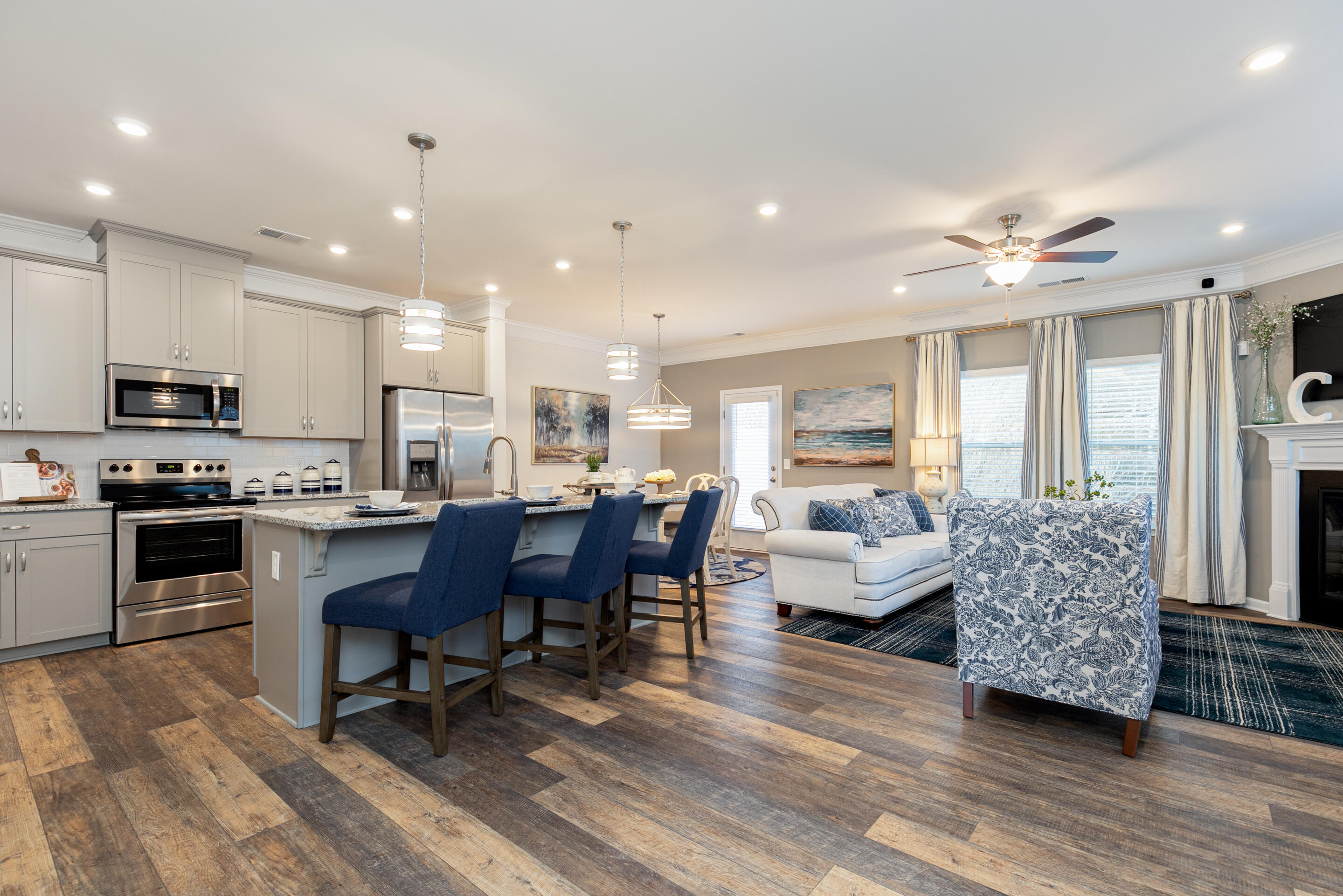 9407 Cavalier Way 01
