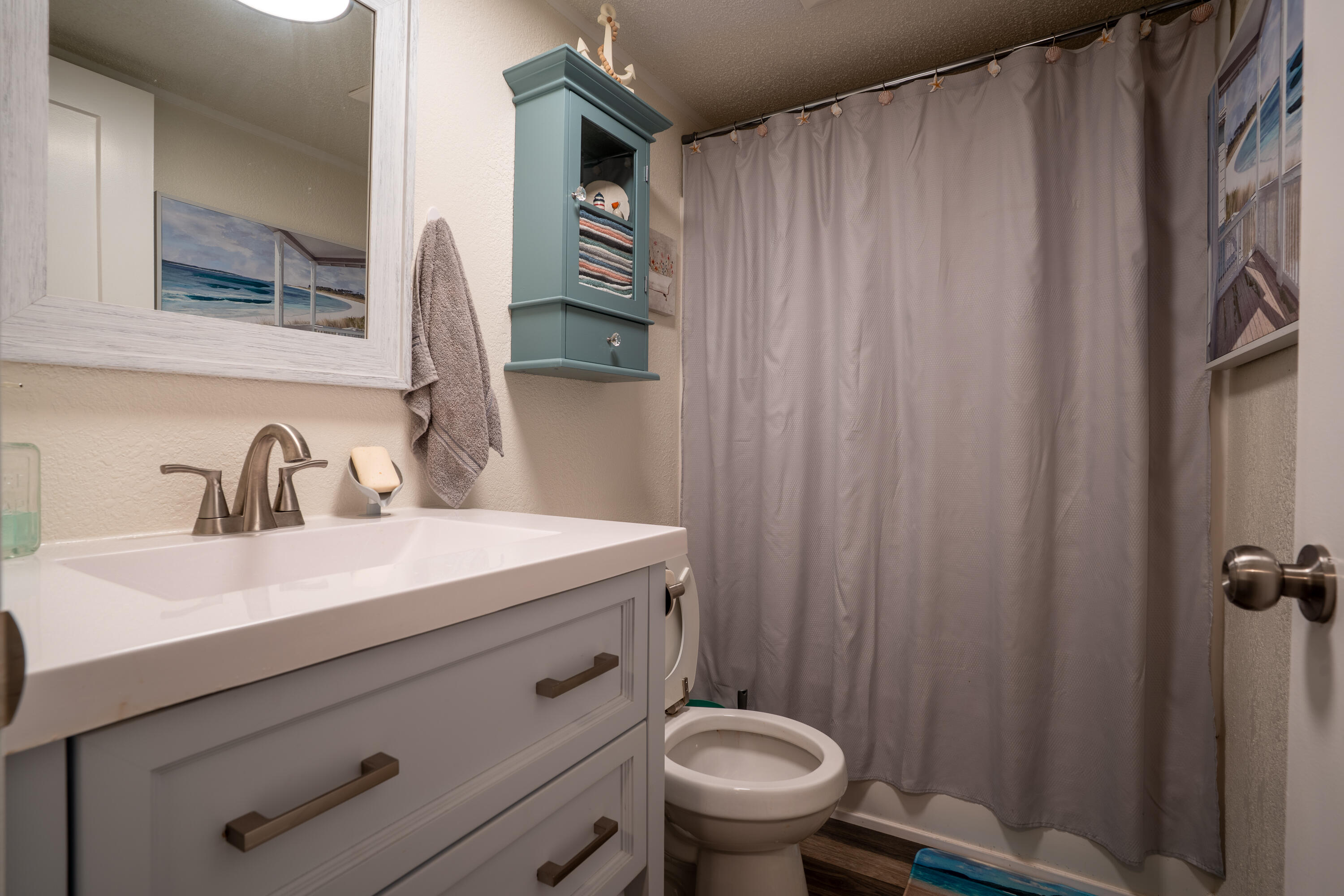 Flat Rock, Alabama 35966, United States, 4 Bedrooms Bedrooms, ,2 BathroomsBathrooms,Residential,Pending,216777