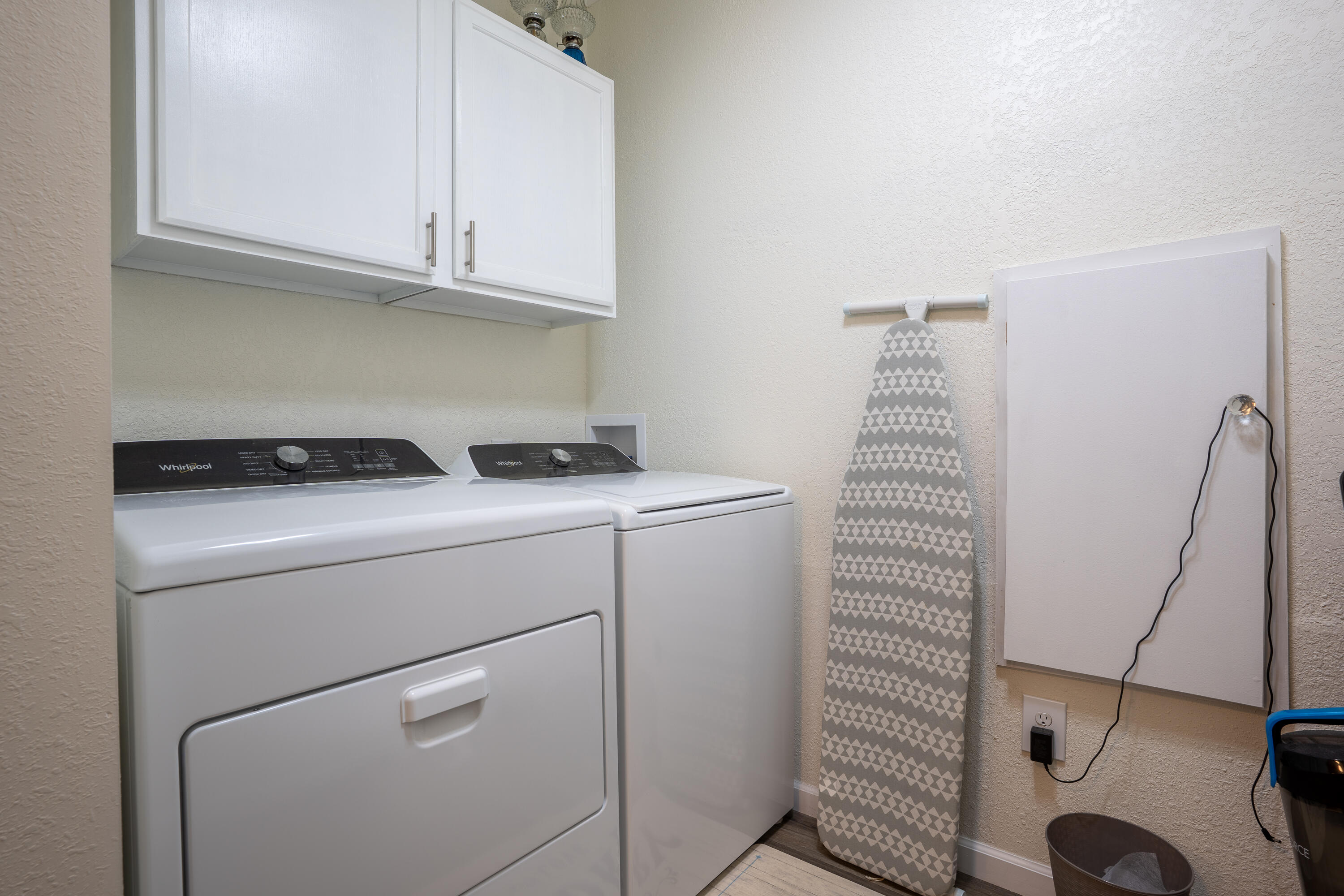 Flat Rock, Alabama 35966, United States, 4 Bedrooms Bedrooms, ,2 BathroomsBathrooms,Residential,Pending,216777