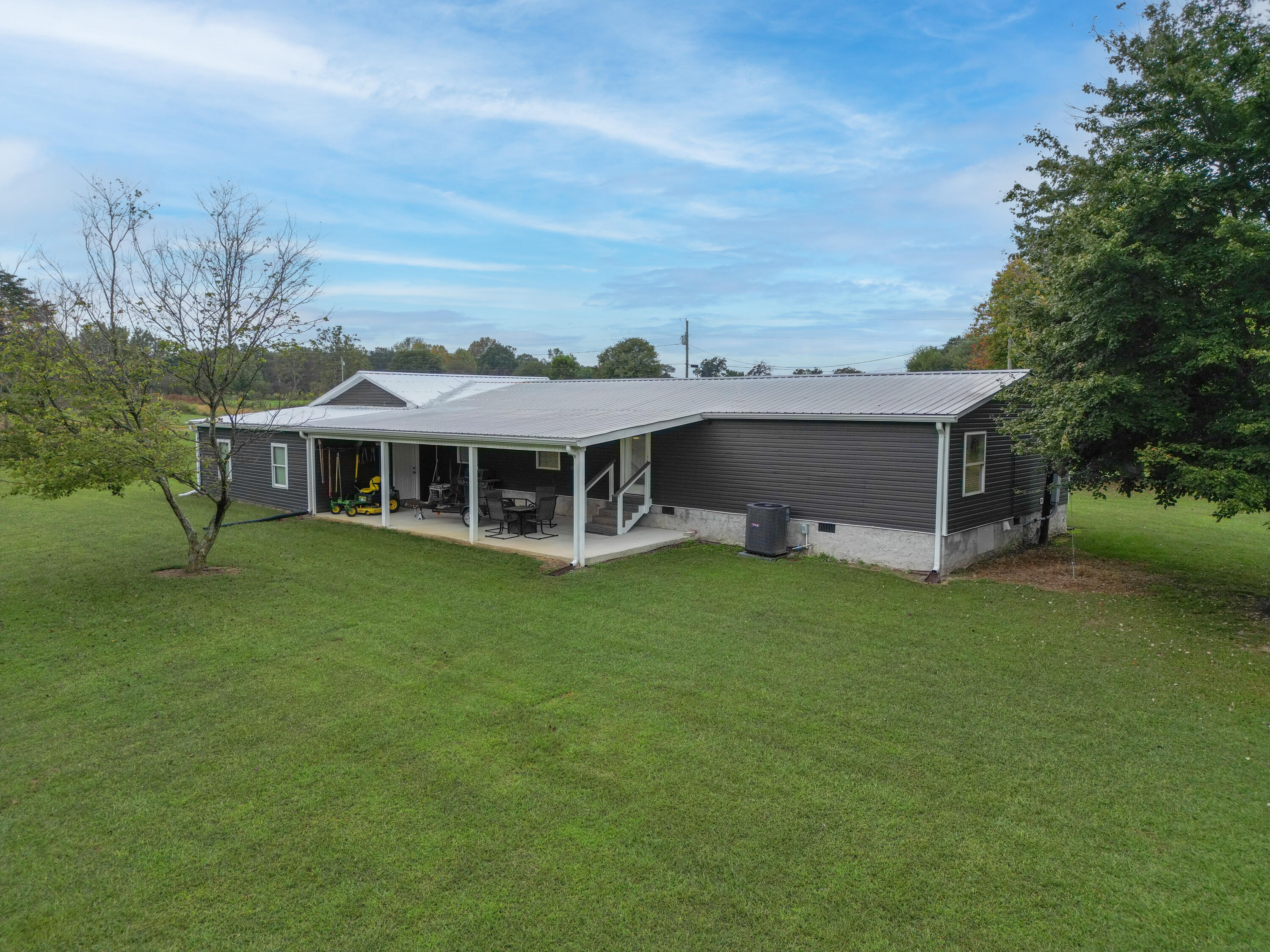 Flat Rock, Alabama 35966, United States, 4 Bedrooms Bedrooms, ,2 BathroomsBathrooms,Residential,Pending,216777