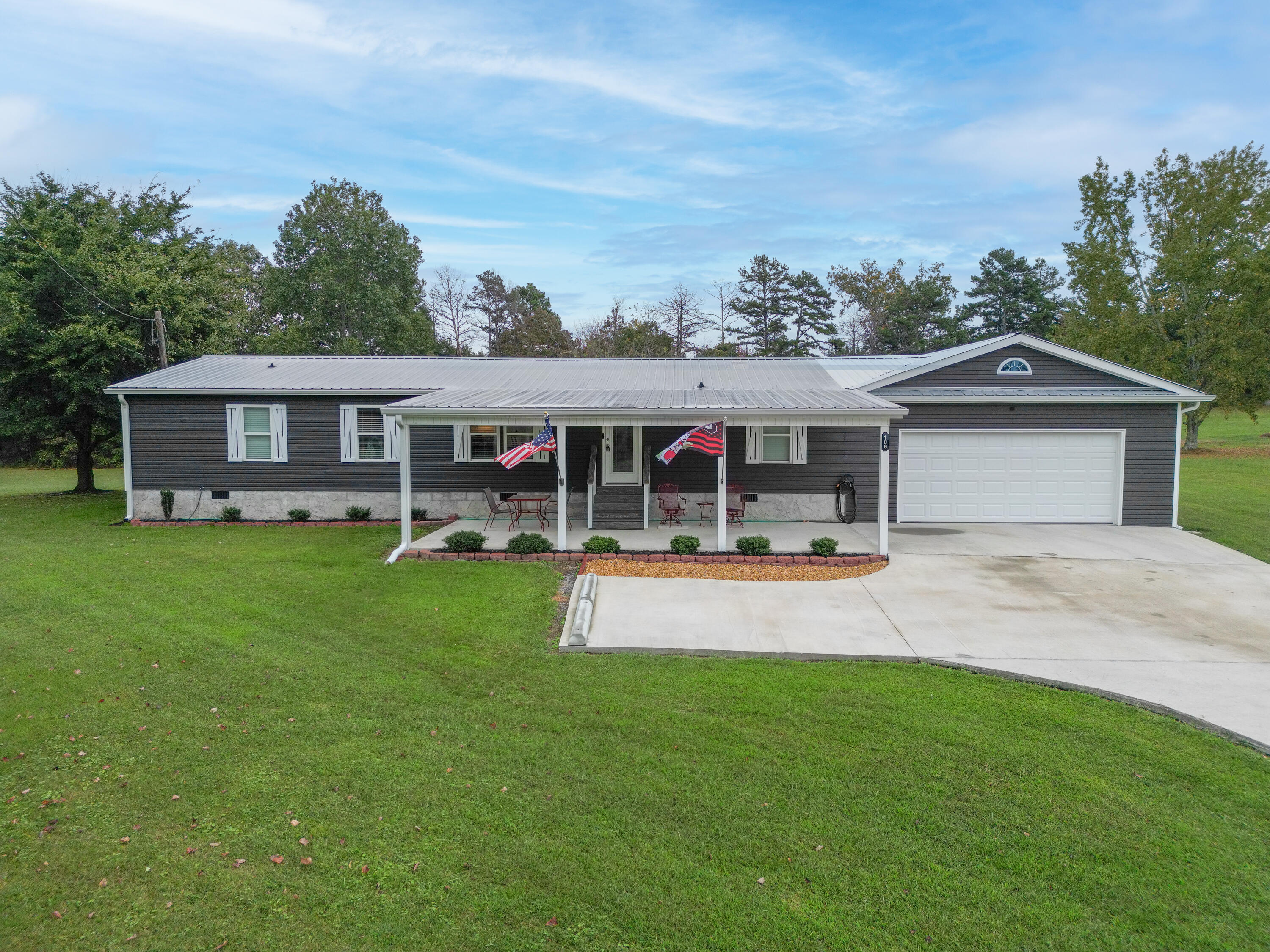 Flat Rock, Alabama 35966, United States, 4 Bedrooms Bedrooms, ,2 BathroomsBathrooms,Residential,Pending,216777 Flat Rock, Alabama 35966, United States, 4 Bedrooms Bedrooms, ,2 BathroomsBathrooms,Residential,Pending,216777