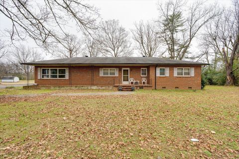 Photo of 812 Betsy Pack Drive, Jasper, TN 37347 (MLS # 1525236)