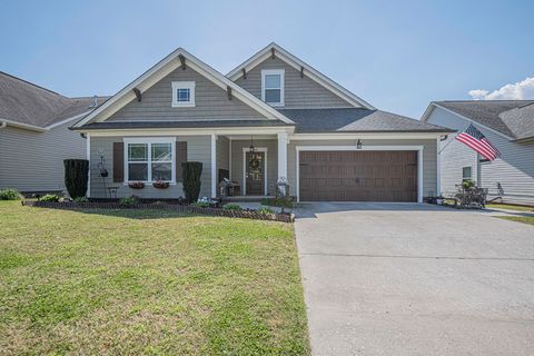 Photo of 1869 Basilica Court, Hixson, TN 37343 (MLS # 1531878)