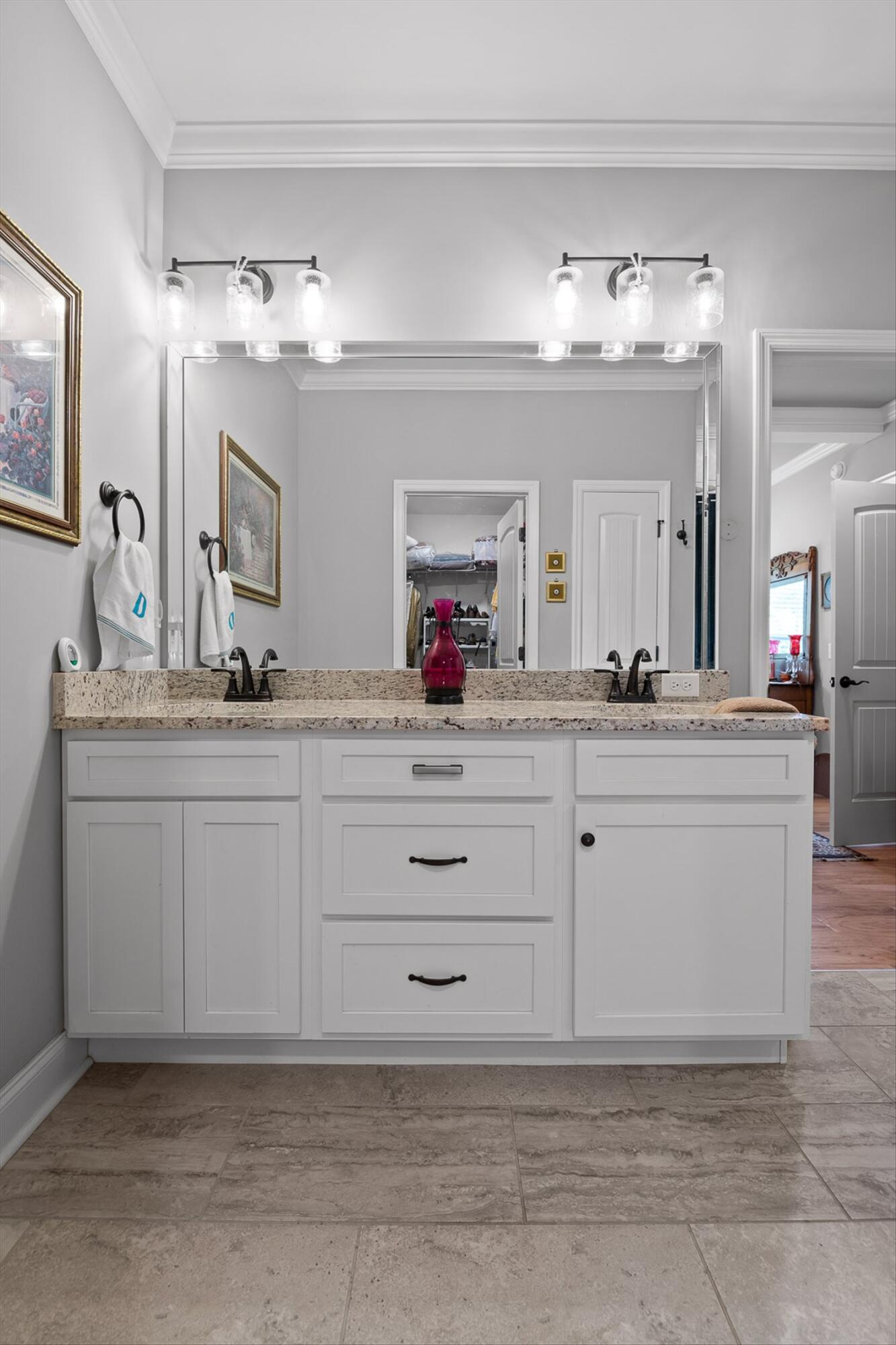 Rossville, Georgia 30741, United States, 3 Bedrooms Bedrooms, ,2 BathroomsBathrooms,Residential,Active,172771