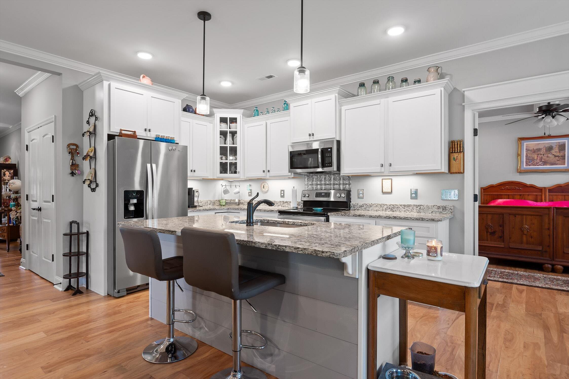 Rossville, Georgia 30741, United States, 3 Bedrooms Bedrooms, ,2 BathroomsBathrooms,Residential,Active,172771