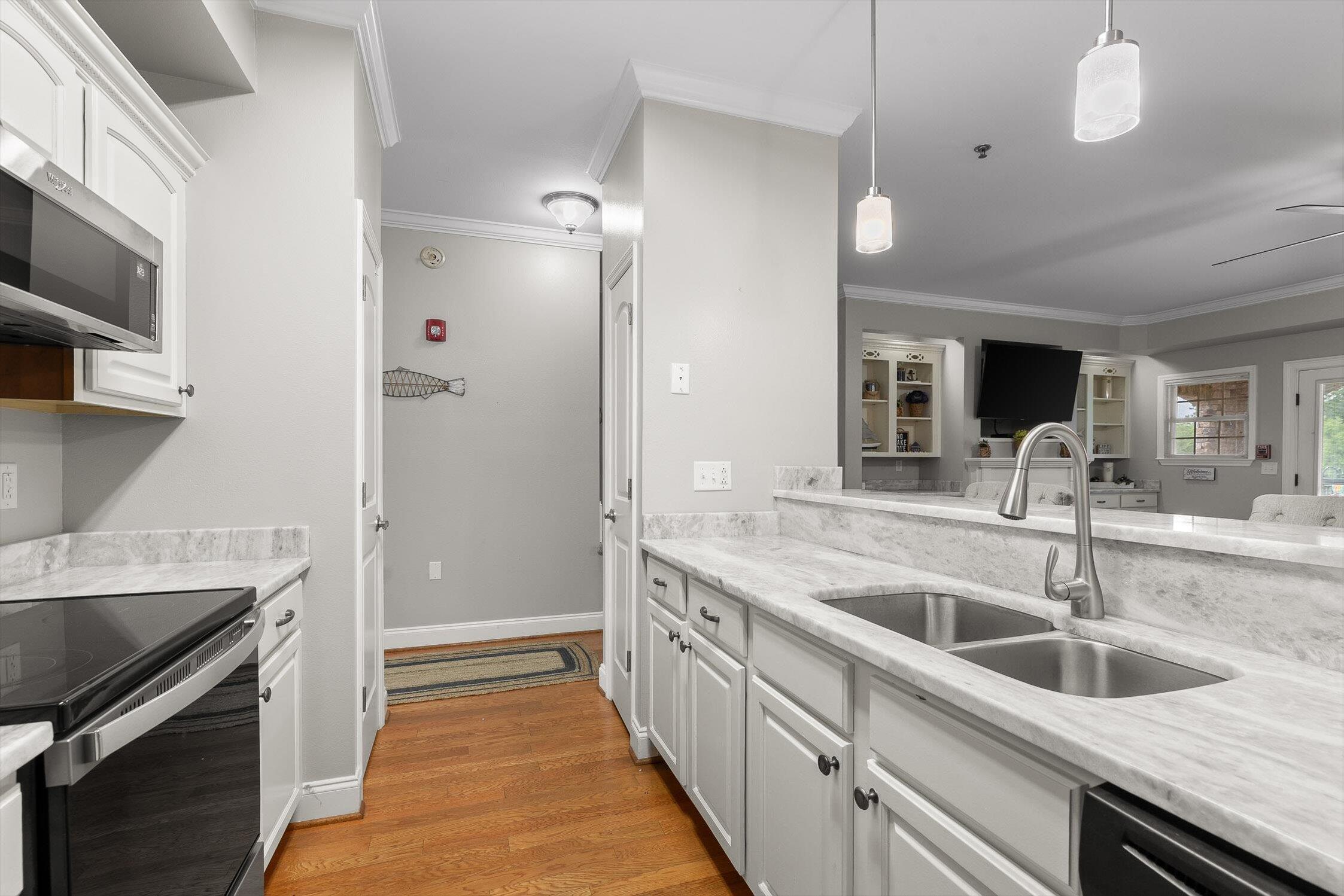 1235 New Lake Road #UNIT 10, Spring City, Tennessee image 17