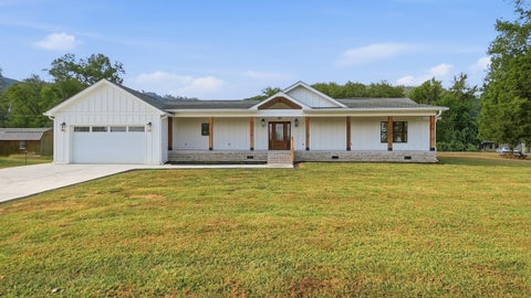 Photo of 1237 Main Street, Jasper, TN 37347 (MLS # 1544591)
