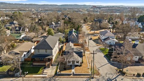 Tiny photo for 612 Barton Avenue, Chattanooga, TN 37405 (MLS # 1526944)