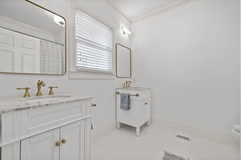 Tiny photo for 612 Barton Avenue, Chattanooga, TN 37405 (MLS # 1526944)