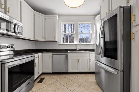 Tiny photo for 612 Barton Avenue, Chattanooga, TN 37405 (MLS # 1526944)