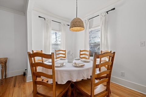 Tiny photo for 612 Barton Avenue, Chattanooga, TN 37405 (MLS # 1526944)