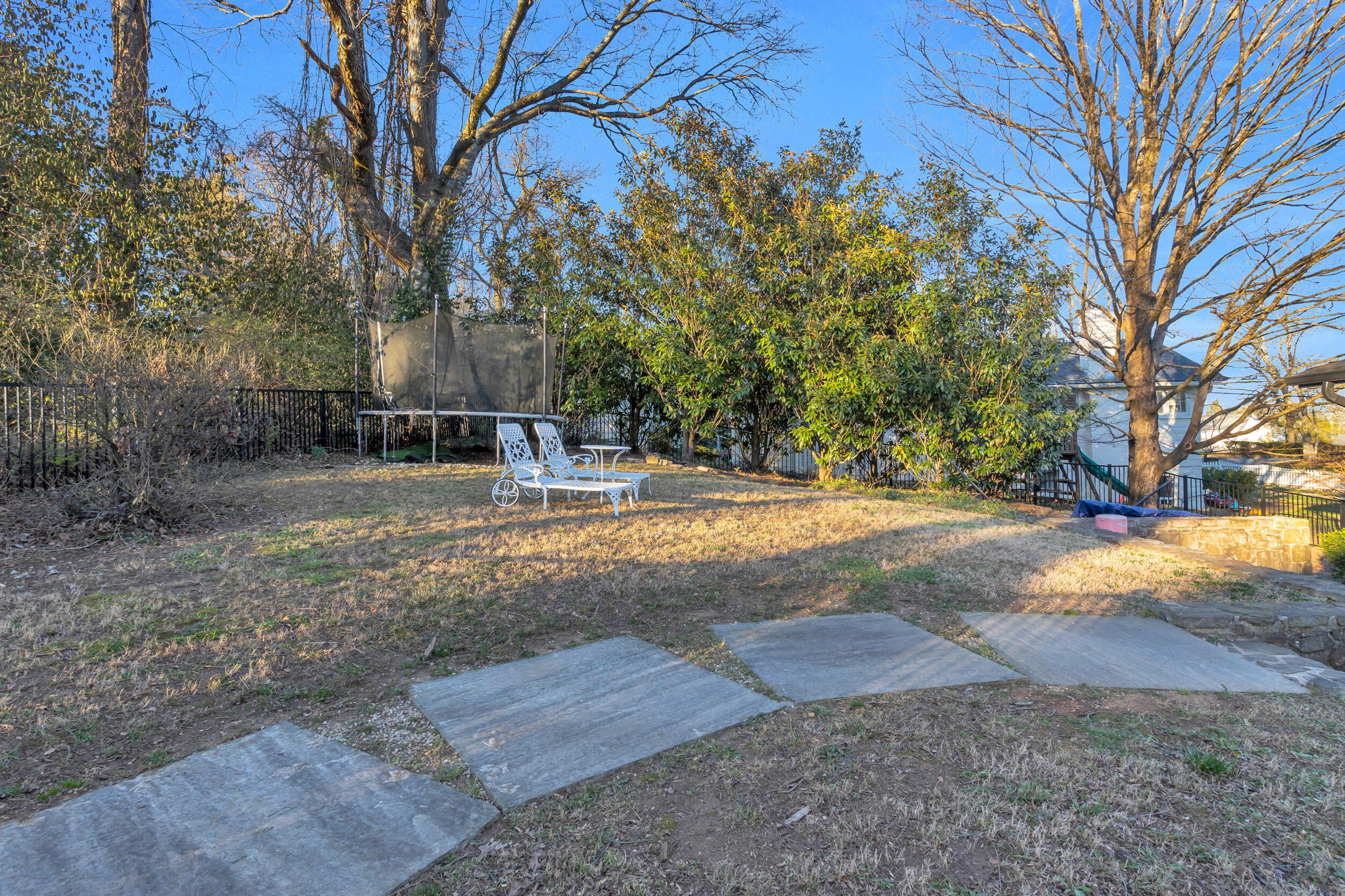 508 N Bragg Avenue, Lookout Mountain, Tennessee image 31