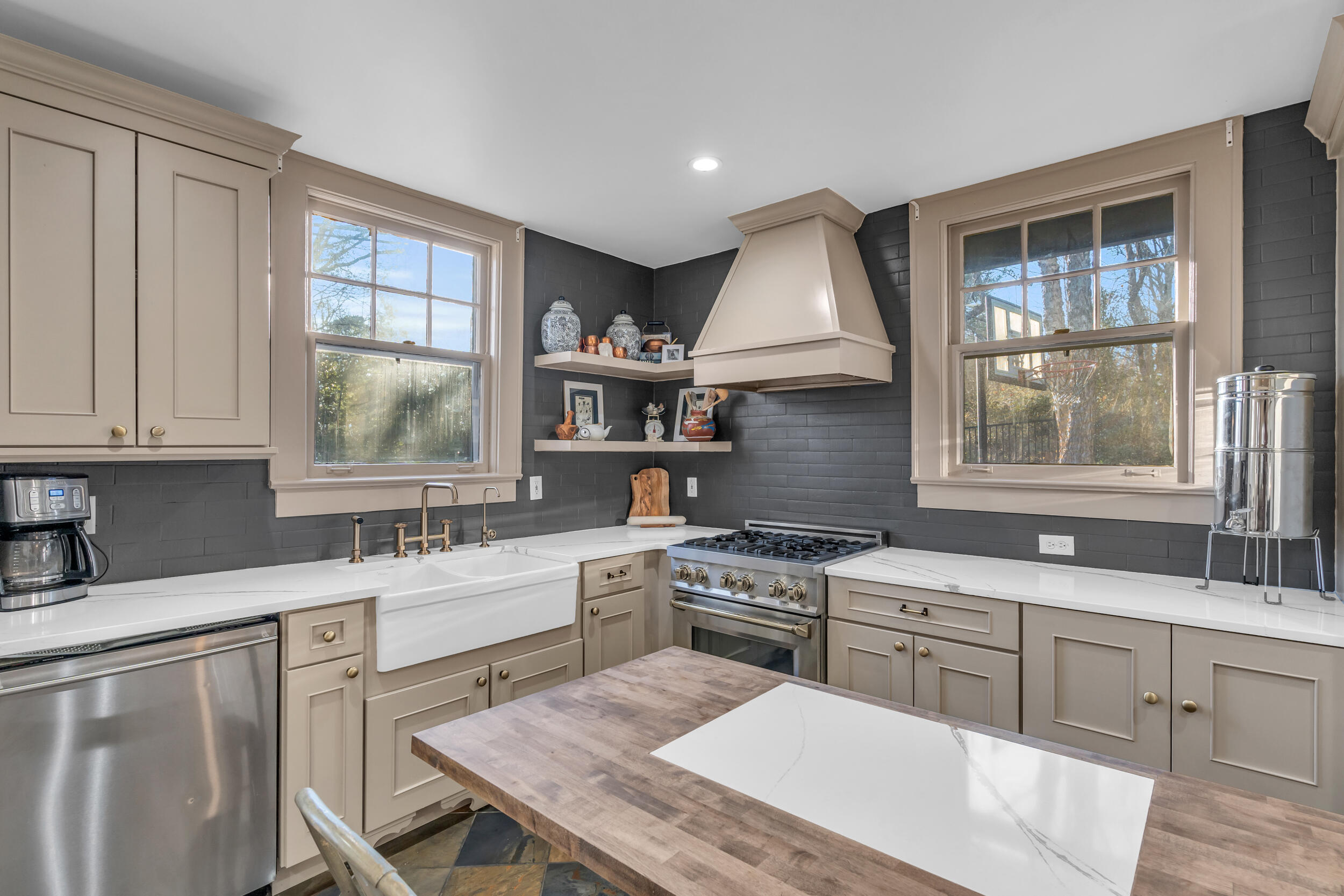 508 N Bragg Avenue, Lookout Mountain, Tennessee image 13