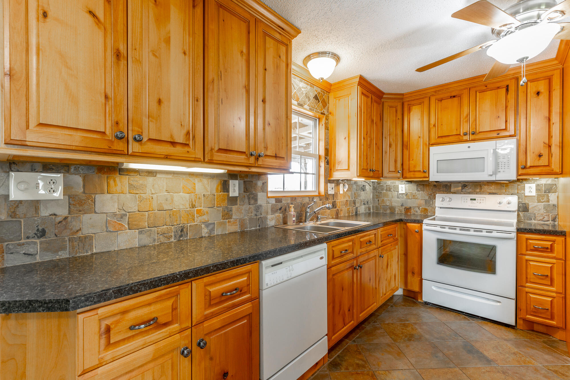 3573 Windy Hill Court, Cleveland, Tennessee image 9