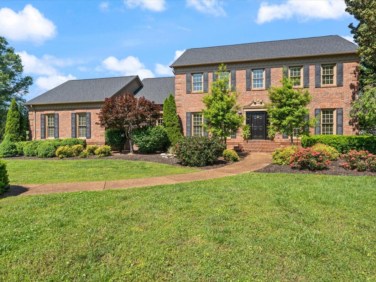 807 Dennis Avenue, Jasper, Tennessee image 2