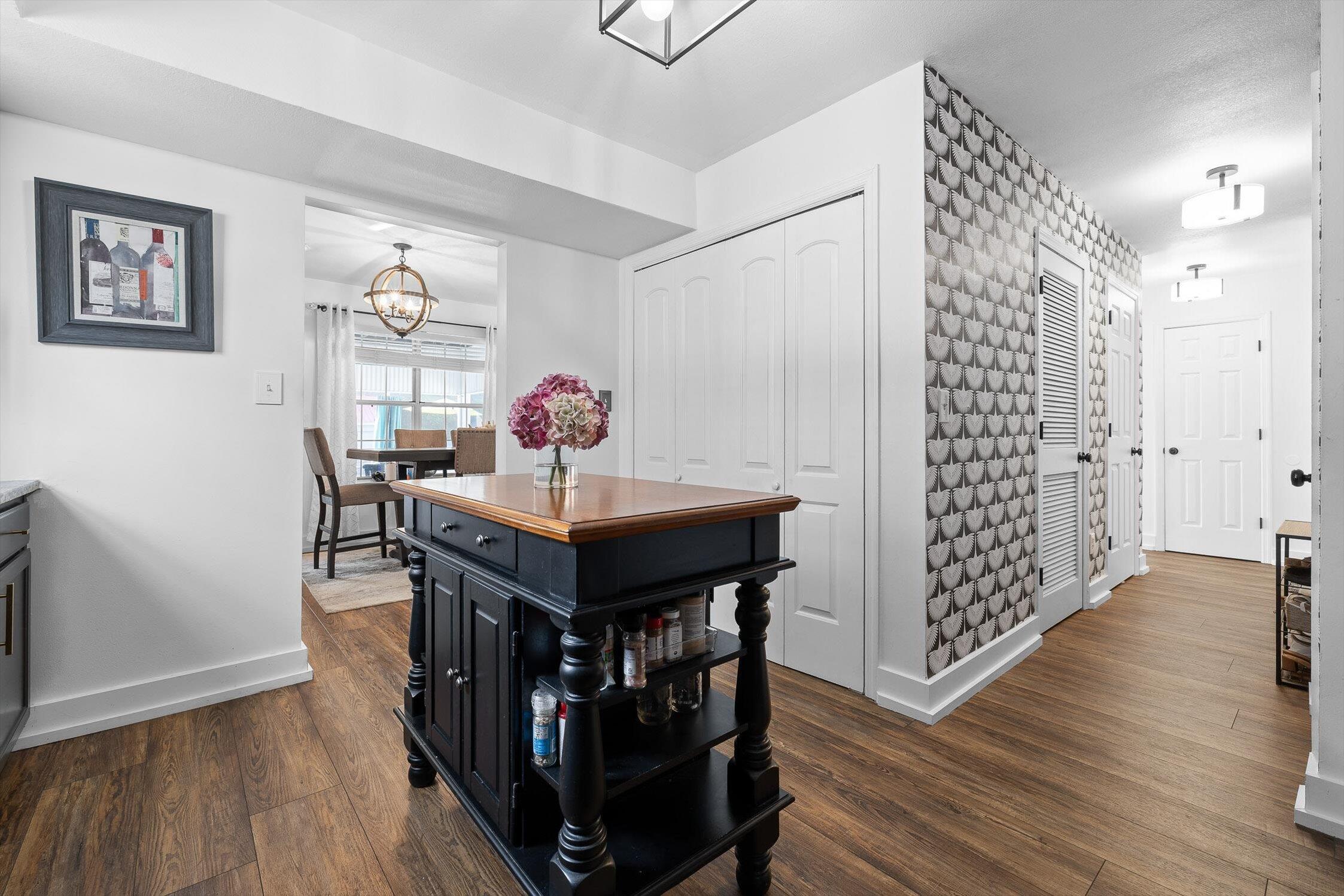 Chattanooga, Tennessee 37412, United States, 3 Bedrooms Bedrooms, ,3 BathroomsBathrooms,Residential,Active,197922