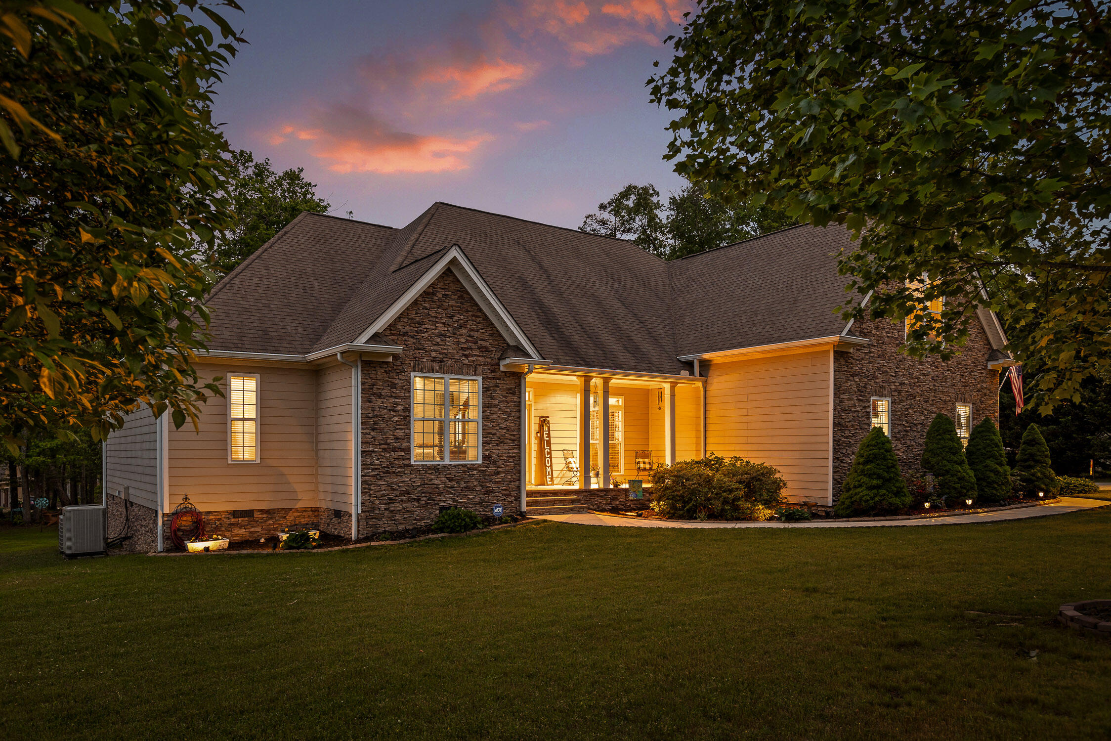 212 Smith Street, Signal Mountain, Tennessee image 5