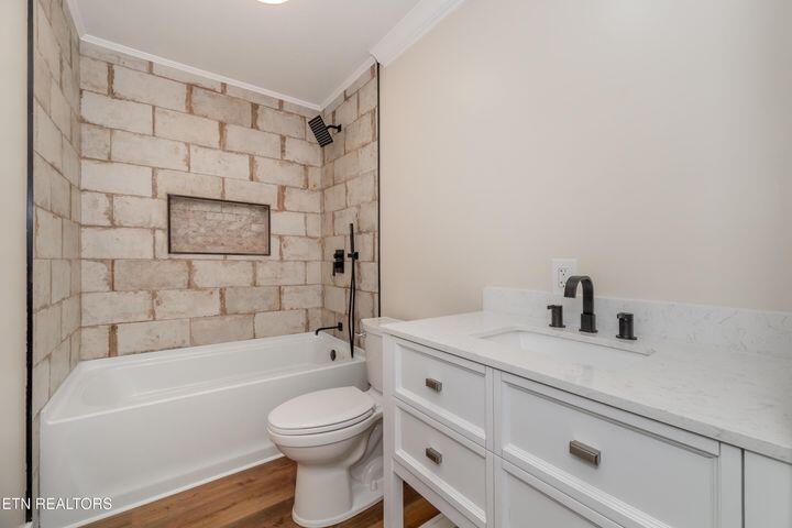 533 Bluff Pointe Road, Harriman, Tennessee image 4