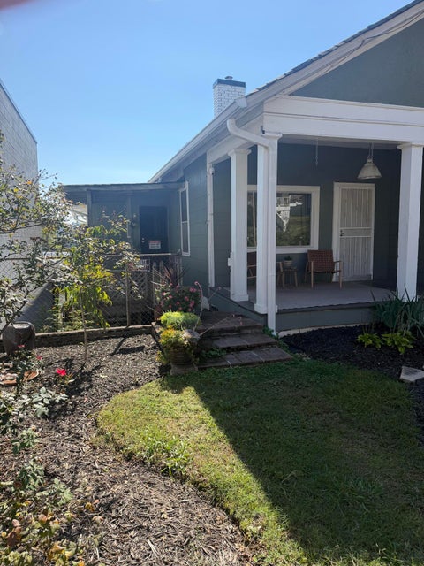 Photo of 512 W Bell Avenue, Chattanooga, TN 37405 (MLS # 1544708)