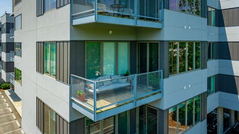 Tiny photo for 411 Fairpoint Street, Chattanooga, TN 37405 (MLS # 1526070)