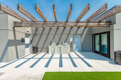 Tiny photo for 411 Fairpoint Street, Chattanooga, TN 37405 (MLS # 1526070)