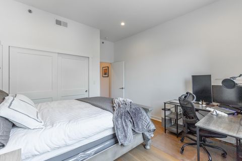 Tiny photo for 411 Fairpoint Street, Chattanooga, TN 37405 (MLS # 1526070)