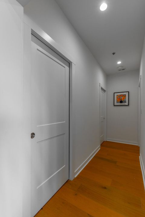 Tiny photo for 411 Fairpoint Street, Chattanooga, TN 37405 (MLS # 1526070)