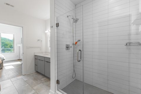 Tiny photo for 411 Fairpoint Street, Chattanooga, TN 37405 (MLS # 1526070)