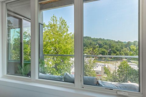 Tiny photo for 411 Fairpoint Street, Chattanooga, TN 37405 (MLS # 1526070)