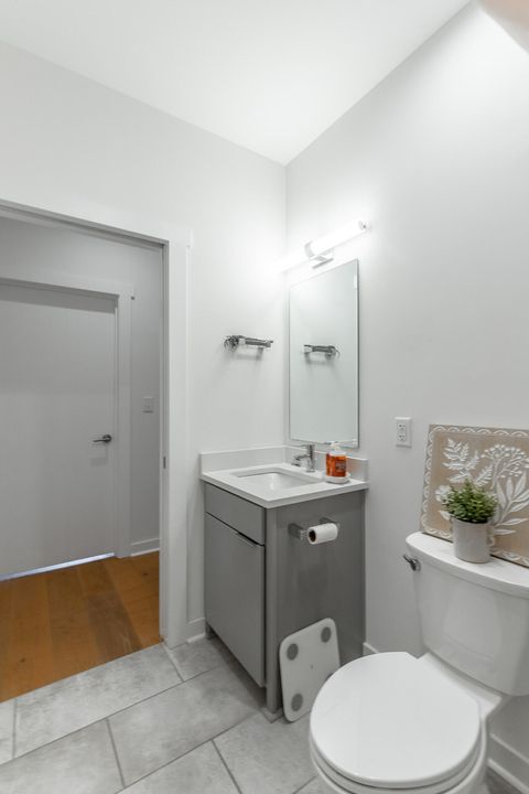 Tiny photo for 411 Fairpoint Street, Chattanooga, TN 37405 (MLS # 1526070)