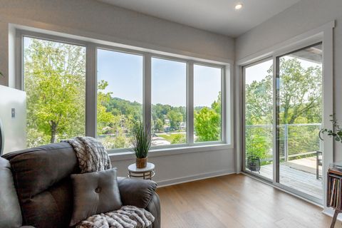 Tiny photo for 411 Fairpoint Street, Chattanooga, TN 37405 (MLS # 1526070)