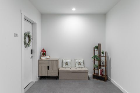 Tiny photo for 411 Fairpoint Street, Chattanooga, TN 37405 (MLS # 1526070)