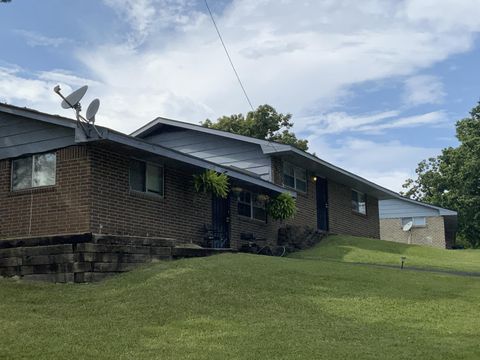 Photo of 1659 Hamlet Drive, Chattanooga, TN 37421 (MLS # 1518573)