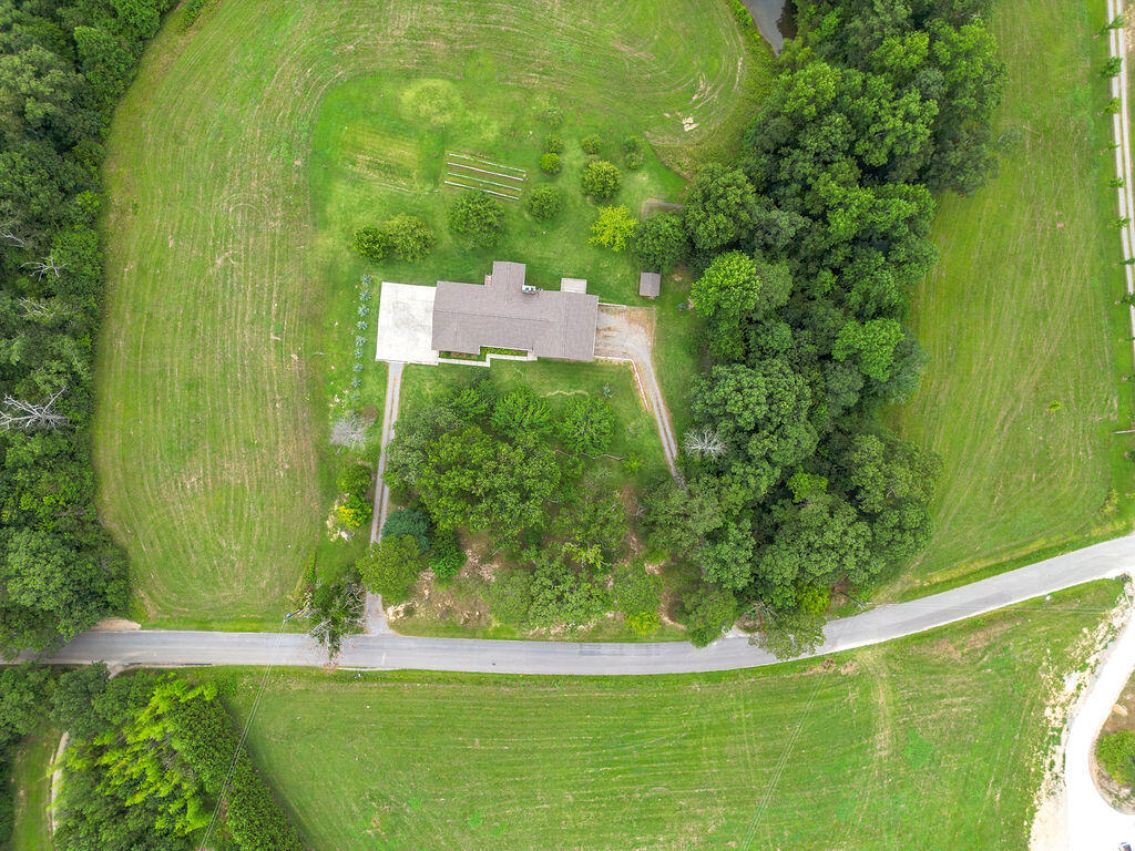 Trenton, Georgia 30752, United States, 4 Bedrooms Bedrooms, ,4 BathroomsBathrooms,Residential,Active,174179