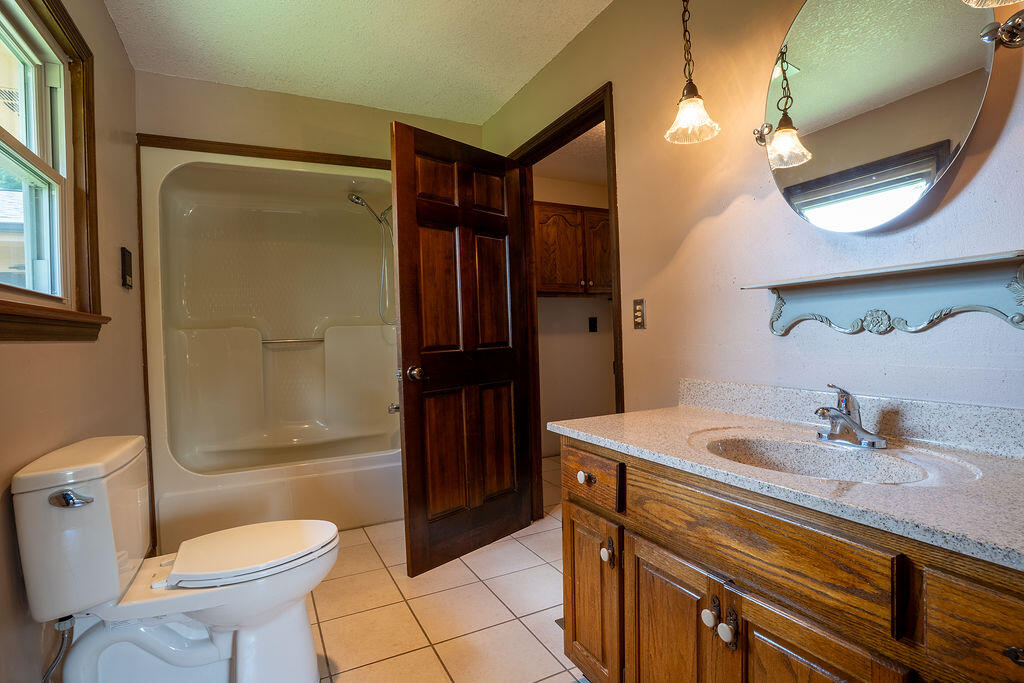 Trenton, Georgia 30752, United States, 4 Bedrooms Bedrooms, ,4 BathroomsBathrooms,Residential,Active,174179