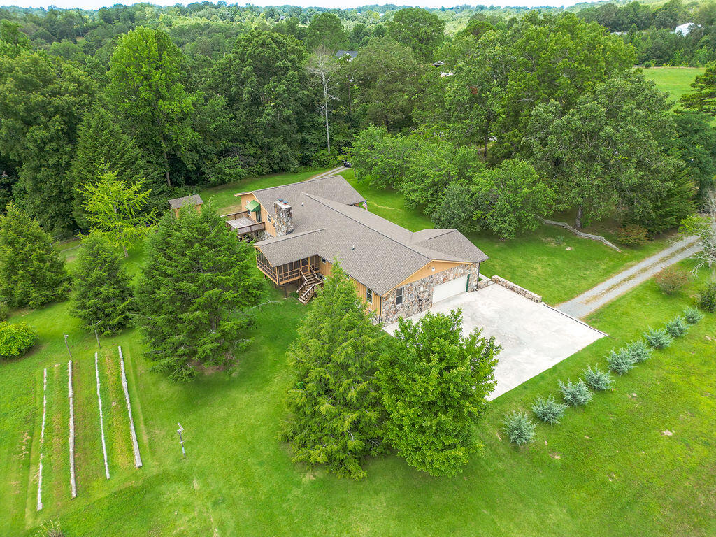 Trenton, Georgia 30752, United States, 4 Bedrooms Bedrooms, ,4 BathroomsBathrooms,Residential,Active,174179