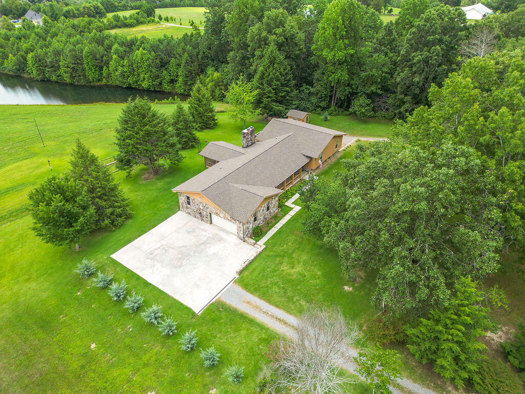 Trenton, Georgia 30752, United States, 4 Bedrooms Bedrooms, ,4 BathroomsBathrooms,Residential,Active,174179