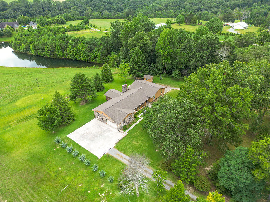 Trenton, Georgia 30752, United States, 4 Bedrooms Bedrooms, ,4 BathroomsBathrooms,Residential,Active,174179