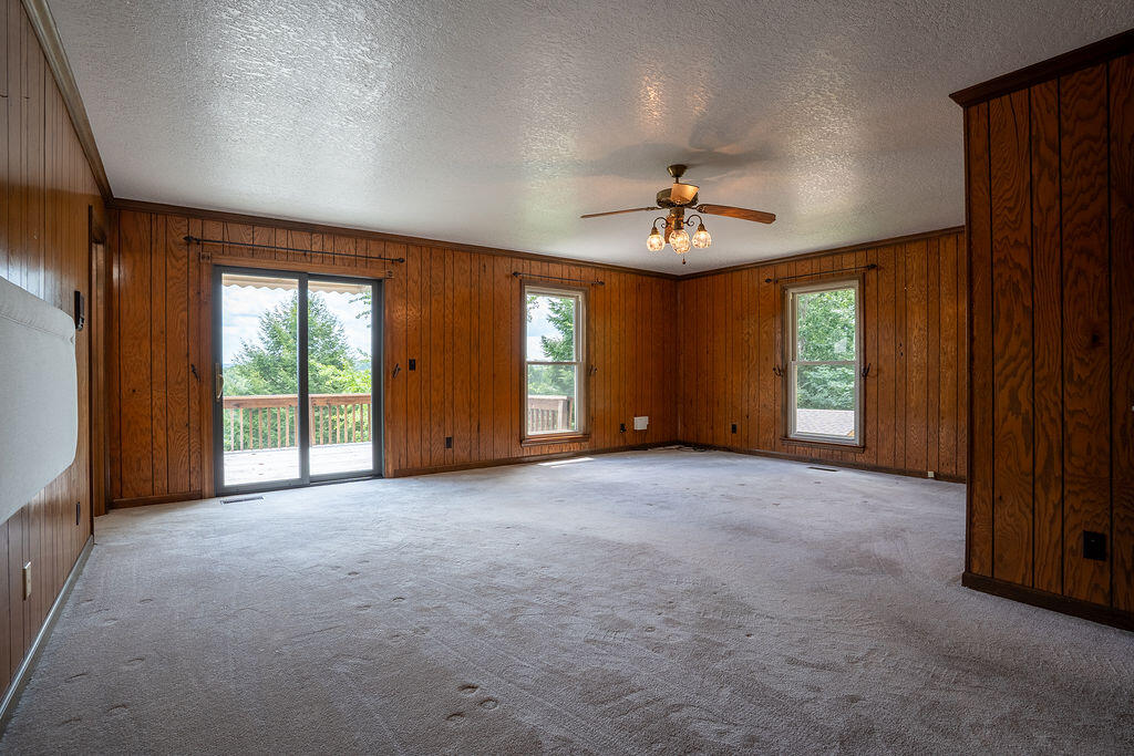 Trenton, Georgia 30752, United States, 4 Bedrooms Bedrooms, ,4 BathroomsBathrooms,Residential,Active,174179