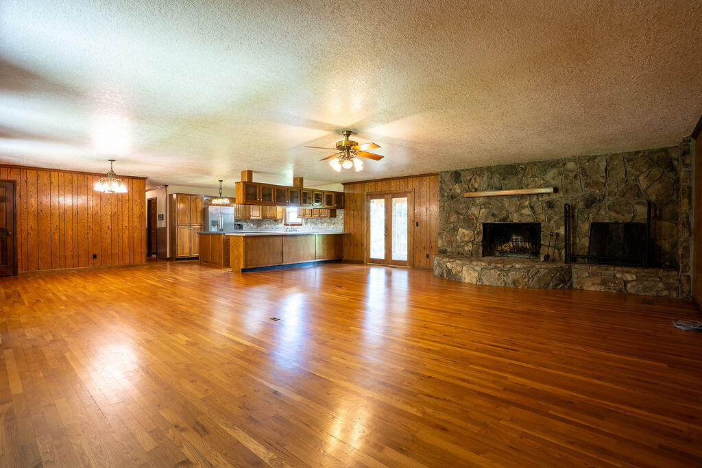 Trenton, Georgia 30752, United States, 4 Bedrooms Bedrooms, ,4 BathroomsBathrooms,Residential,Active,174179