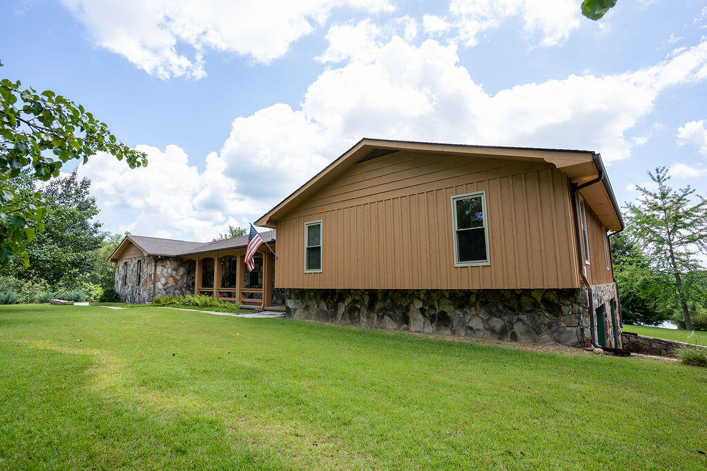 Trenton, Georgia 30752, United States, 4 Bedrooms Bedrooms, ,4 BathroomsBathrooms,Residential,Active,174179