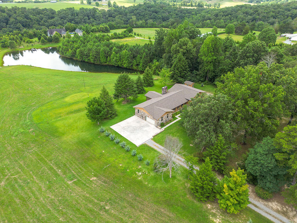 Trenton, Georgia 30752, United States, 4 Bedrooms Bedrooms, ,4 BathroomsBathrooms,Residential,Active,174179