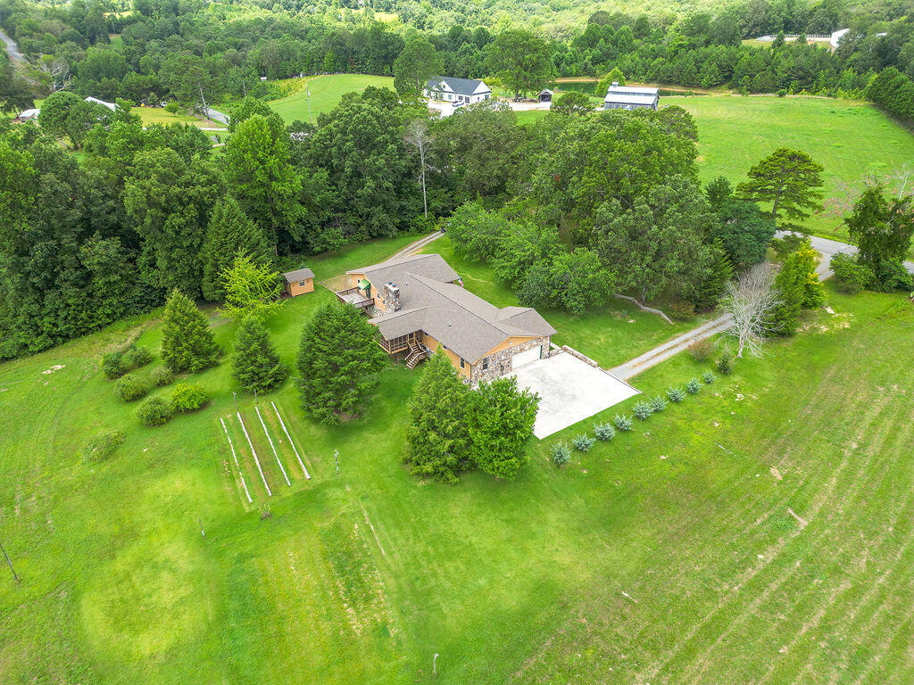 Trenton, Georgia 30752, United States, 4 Bedrooms Bedrooms, ,4 BathroomsBathrooms,Residential,Active,174179