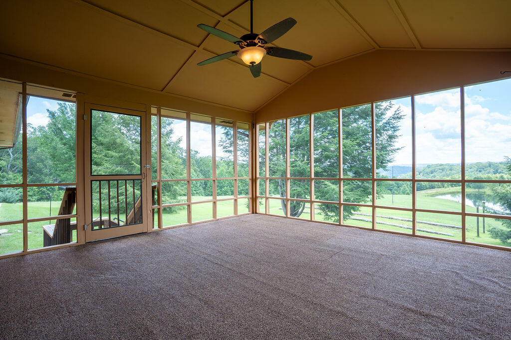 Trenton, Georgia 30752, United States, 4 Bedrooms Bedrooms, ,4 BathroomsBathrooms,Residential,Active,174179