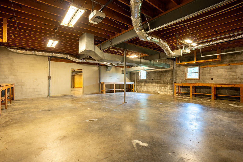 Trenton, Georgia 30752, United States, 4 Bedrooms Bedrooms, ,4 BathroomsBathrooms,Residential,Active,174179