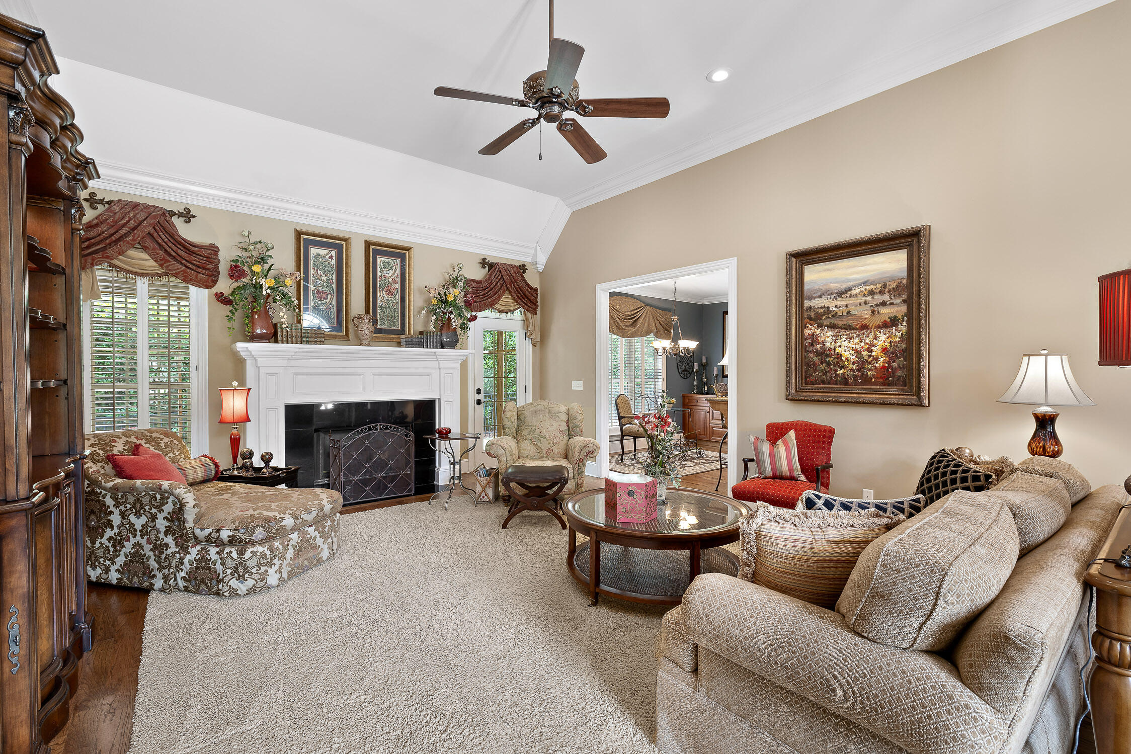 Chattanooga, Tennessee 37419, United States, 4 Bedrooms Bedrooms, ,4 BathroomsBathrooms,Residential,Pending,52913