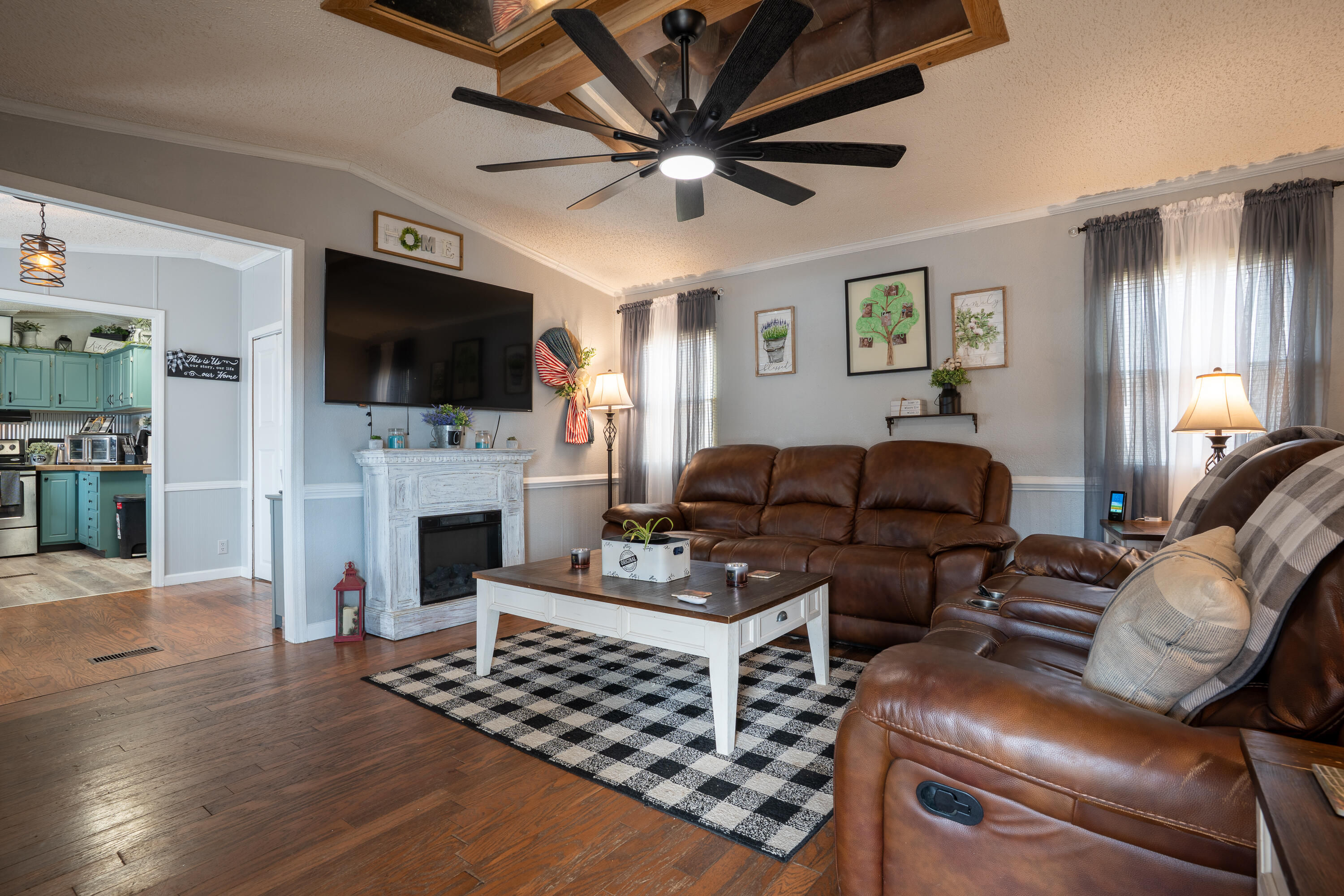 Flat Rock, Alabama 35966, United States, 3 Bedrooms Bedrooms, ,2 BathroomsBathrooms,Residential,Active,249101