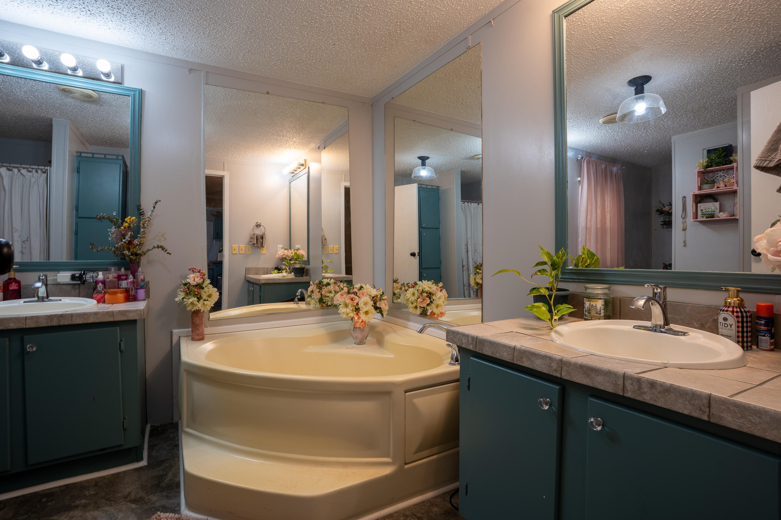 Flat Rock, Alabama 35966, United States, 3 Bedrooms Bedrooms, ,2 BathroomsBathrooms,Residential,Active,249101