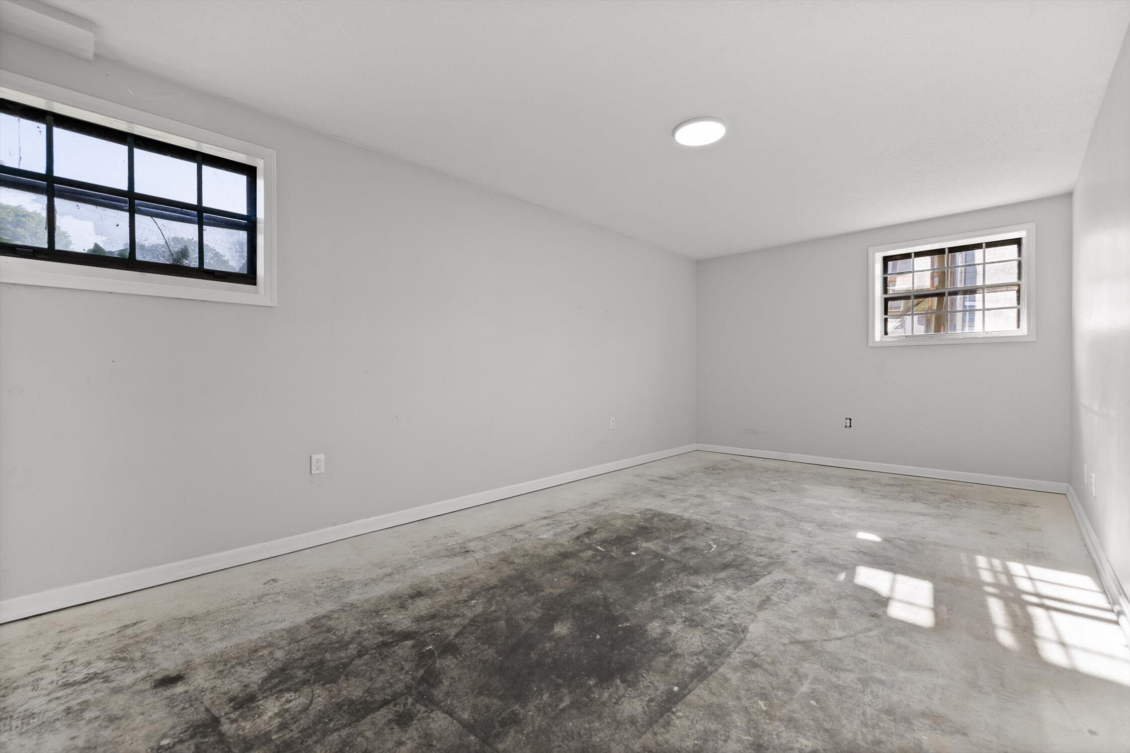 Chattanooga, Tennessee 37416, United States, 4 Bedrooms Bedrooms, ,3 BathroomsBathrooms,Residential,Active,168165